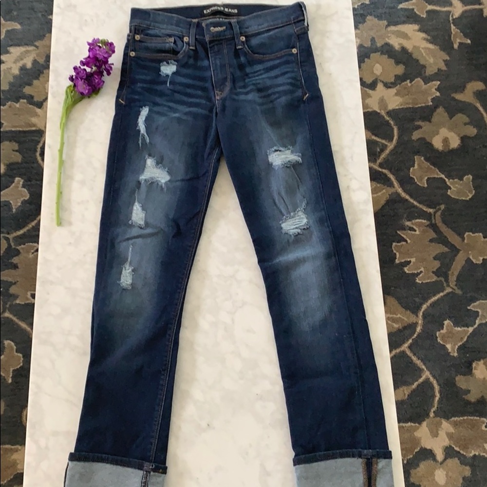 Express Distressed Mid Rise Cropped Jeans 👖 - Picture 2 of 6